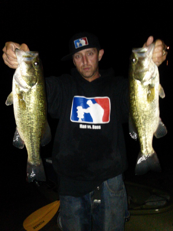 night spinnerbait bite